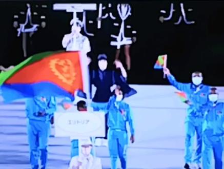 东京奥运会开幕式,运动员入场,英国的名牌写的中文“英国”,其他的国家都写的日文,为什么?#奥运会 #开幕式