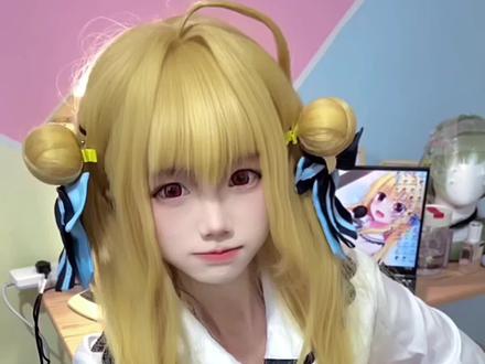 不然就只能和我这个黄毛在一起喽
#galgame #和泉妃爱#妹控#ooc