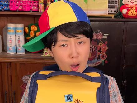 阿婆教你用毛线球做个热带海洋馆。#手工 #宝藏阿婆 #变废为宝