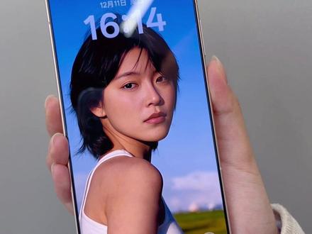 OPPO的“Ai黑科技”图片秒变动态壁纸,快学起来~
#手机使用技巧 #数码产品 #玩机技巧 #手机数码 #Reno15