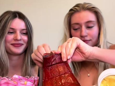 跟闺蜜一起尝试冷熏三文鱼#吃货日常