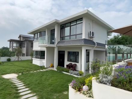 租个别墅开party可以来慢姑娘高湖轰趴馆看一下#公司团建 #同学聚会 #家庭聚会 #别墅轰趴馆 #慢姑娘连锁轰趴 @南京消费发布