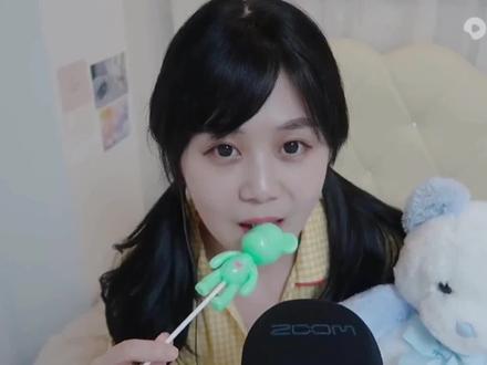#asmr助眠视频 #助眠 #助眠asmr #ASMR 外网吃棒棒糖+口腔音+手势助眠 【韩国】
