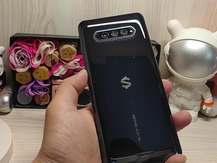 黑鲨4Pro实拍,全局侧边栏有一个功能,真心值得点赞!