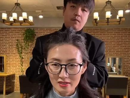 改变💇🏼沙性发质满头白发的吊辫女生🌹