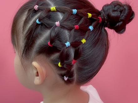 侧面渔网丸子头发型教程#儿童编发 #编发教程 #日常编发 @DOU+小助手