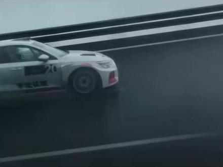 🏎️ 飞驰人生3 · 终章篇
巴音布鲁克的风,吹了三季
从封神到终章,全是热爱
2026春节,看张驰最后一搏
这一程,不为证明,只为圆满#飞驰人生 #飞驰人生3 #沈腾 #黄景瑜 #范丞丞