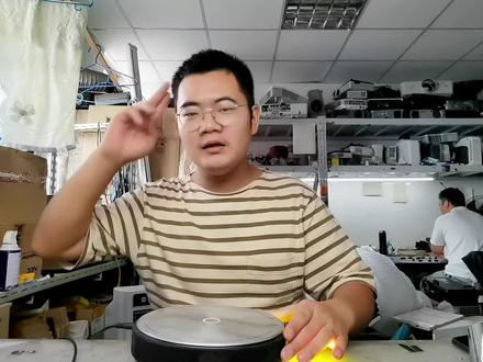 坚果G7黄屏,光路烧镜片!
大概率散热不好,散热片,风扇!
朋友们使用投影机建议定期除尘,深度保养一下投影,可以延长投影机的使用寿命#坚果投影仪 #坚果G7#坚果G7黄屏 #投影机 #投影机维修
