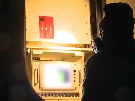 近日,火箭军某导弹旅展开一场全流程、满负荷夜间战备拉动演练,不断提升官兵技战术水平和部队独立遂行作战任务能力