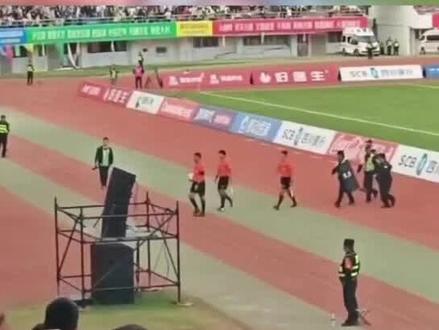 不计后果失去理智,如此血性的川超怎能不出圈?