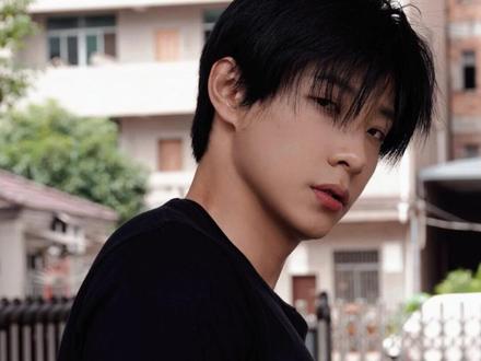 内娱唯一敢纯素颜和粉丝近距离互动的男明星 #马小宇 #娱乐八卦