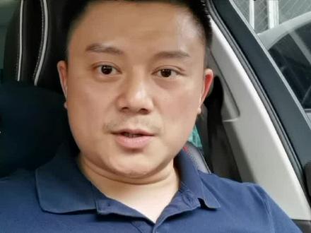 每周问答七,
最喜欢的鞋投票结果。
假拍不会看。想增加拍子头重,怎么办?9200和云霆?驭9x和极速12怎么选?#羽毛球 #打羽毛球 #羽毛球装备