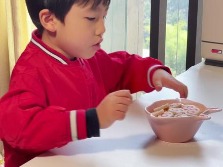 成功复刻!废了4条鱼,才把鸣门卷做出来了,可以实现鱼板自由啦#鱼板怎么做 #鱼肉的做法 #鱼板面做法