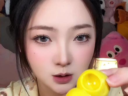 进来看我把嚼嚼乐咬成鞋垫!今天不占卜,就得吃嚼嚼乐 #嚼嚼乐糖果 #嚼嚼乐 #咀嚼音 #助眠视频