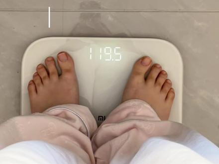 遥想公瑾当年,公瑾风华正茂,复刻最近很
火的米饭杀手公瑾爆蛋#公瑾爆蛋 #鸡蛋的神仙吃法 #展示一下我的减肥餐 #拌饭 #减肥进行中