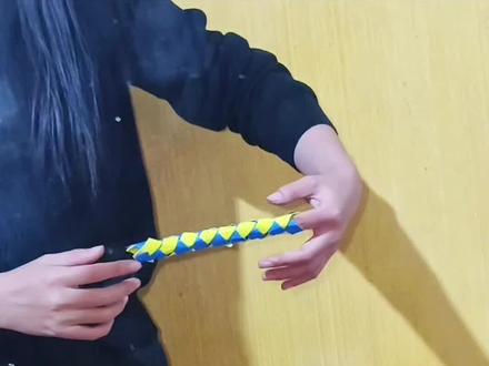 一张纸就能做的解压小玩具,专治不服
#整蛊神器#手指陷阱#手工diy#解压小玩具#简单易学