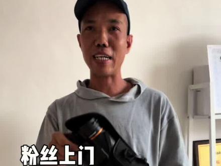 蜂友上门看望远镜,多个对比最终选择了新款艾斯基巡天!看了第一反应就说亮度高清晰。#望远镜 #找蜂 #户外用品 #艾斯基巡天 #艾斯基新款巡天