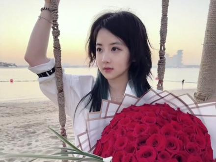 “逃生”Vlog✈️在机场被封锁前半小时,我跑路了 本是阿联酋🇦🇪过年,处理迪拜房产,2月底飞出去回伦敦给学生上课,没想到机场的时候正好遇到新闻
也是惊现 “逃难”24小时了
ps总体上说一下,虽然新闻很吓人,但是阿联酋还是井然有序,资产短期有波动,但是长期基本面还在,在别人恐惧时贪婪,在别人贪婪时恐惧。历史是一个小姑娘,it is all about timing
#阿布扎比 #阿布扎比机场