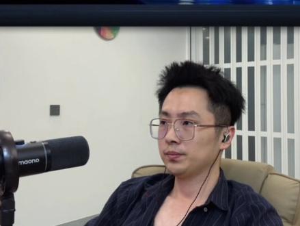 单依纯《向日葵朝着夜》reaction! 真有人能唱出纳米级别的声音层次!?!粤语版《向日葵朝着夜》唱到心巴上了!?!三木带你解析单依纯《向日葵朝着夜》#单依纯 #单依纯演唱会 #国乐无双 #抖音音乐客厅 #音乐客厅乐评团