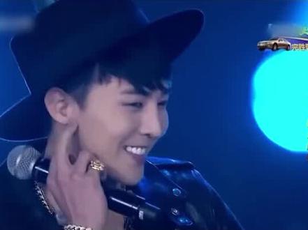 一个小伙子 怎么可以这么帅