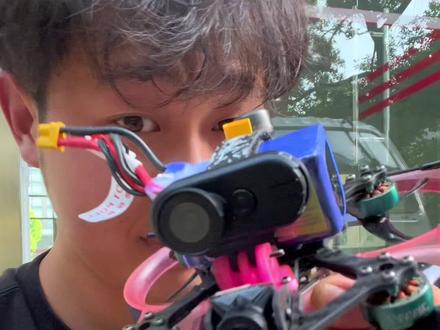 鹰眼4k拇指相机到底怎么样?你们不试试嘛!#穿越机 #fpv #大雪糕 @鹰眼小飞手