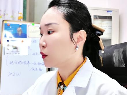 宝宝痱子不要乱涂药 炉甘石的正确使用方法 90%的家长都用错 宝宝痱子不要乱涂药 炉甘石的正确使用方法 90%的家长都用错了##痱子 #炉甘石 #湿疹 #痱子湿疹鉴别 #抖出健康知识宝藏