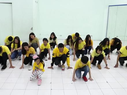 印尼魔性电信广告曲原版舞蹈,添加歌词和介绍