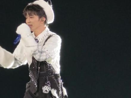 #周深 #周深深圳演唱会 #逃开夜幕 【逃开夜幕】20251207|深圳