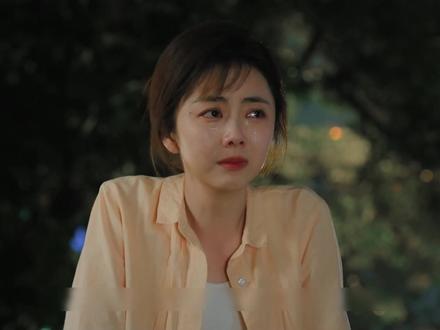 谭松韵王劲松新剧《我的山与海》:方婉之租下摊位之后却不料生意不行在丽姐的消息下和黄厂长达成合作 却不料这也让他背负巨债#我的山与海 #我的山与海一波刚平一波又起