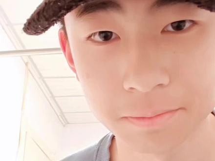 #你可能不认识我但一定听过我的歌
回不去的不只是时间
我是真唱不了了