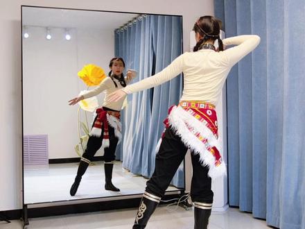 《月光洒满草原》背面分解教学,原创编舞:花与影#月光洒满草原 #舞蹈教学 #零基础学舞蹈