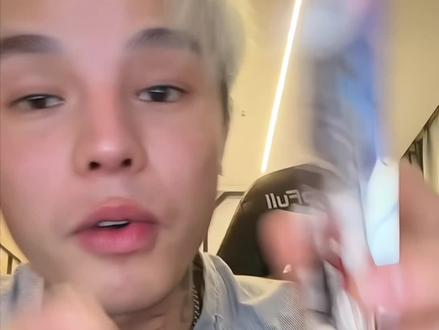 航子给第一批购买增高鞋六千多双仅退款 真心换真心😭 #殷世航 #慧慧饱饱 #增高鞋 #道具烟雾 #热门