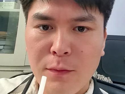 樊振东肯定还会换z03胶皮 #樊振东 #樊振东杜塞尔多夫 #樊振东德甲