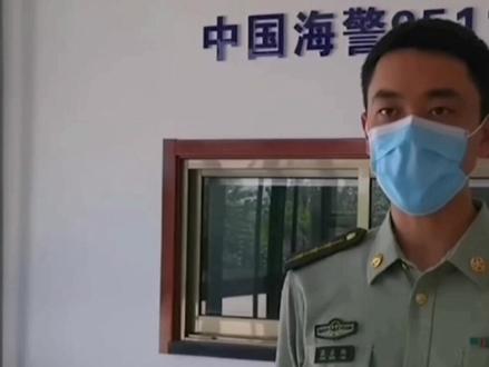 打击伏季休渔期非法捕捞 ,山东威海一渔船涉嫌非法捕捞,约6000公斤渔获物被扣。#非法捕捞 #捕鱼 #户外捕鱼 #禁渔 #休渔期 @抖音小助手