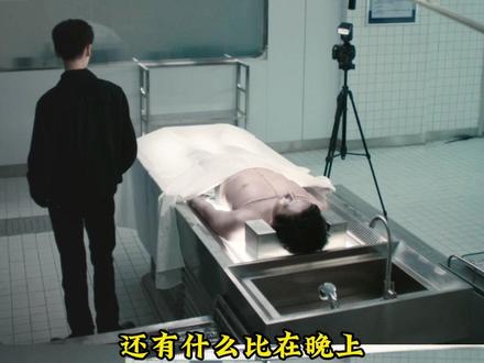 白天圣手晚上黑手,谁能不爱这个百变罗云熙#罗云熙新剧白天圣手晚上黑手#剥茧