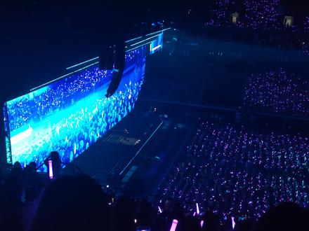 #王翊恩佛山演唱会哭了 《富士山下》+《爱情转移》粤语舞台首秀了吗?可爱的en下一巡还来佛山哈#我来听你的演唱会 #en王翊恩 #音乐现场 #万人合唱