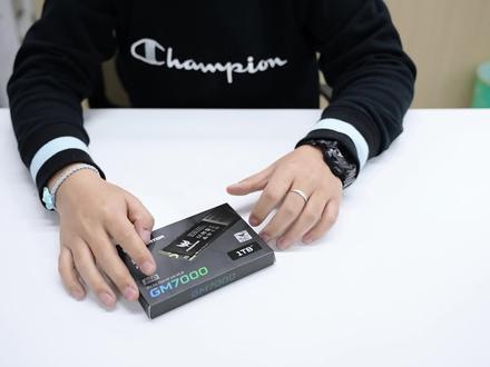 你们想要的掠夺者擎NEO加装固态视频他来了
耐心学习
下一个!!!
@DOU+小助手 #教学示范 #宏碁掠夺者擎neo #加装固态硬盘 #双十一星选好物