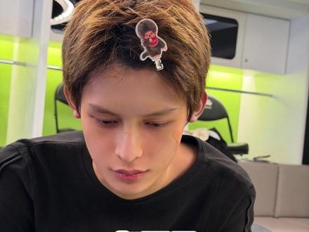 这个赵雨凡完全是老吃家来的#赵雨凡 #赵雨凡james #cortis赵雨凡