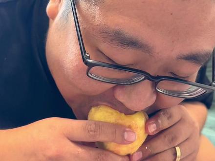 #水蜜桃 #软桃 爱吃软桃的买回去放两天,比刚到家时的好吃