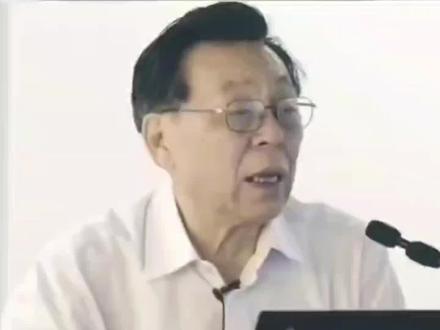 浩瀚宇宙无边无际,无数人始终好奇,除了地球之外,是否还存在其他智慧生命。
从宇宙体量来看,银河系拥有上千亿颗恒星,整个宇宙更是遍布数不尽的星系。偌大的星际空间里,不可能唯独地球孕育出生命文明,从概率层面来讲,外星生命存在的可能性极大。
但理性观测过后可以确定,在我们所处的太阳系范围内,并不存在高等外星生命。
同时遥远的星际距离,成为了难以跨越的鸿沟。不同文明即便真实存在,彼此之间也很难产生交集。
就像蚂蚁难以洞悉地球全貌,身处当下维度的我们,依旧还有太多宇宙谜题,等待慢慢探索揭晓。#宇宙探索 #超光速#多维宇宙空间#外星文明#科学科普