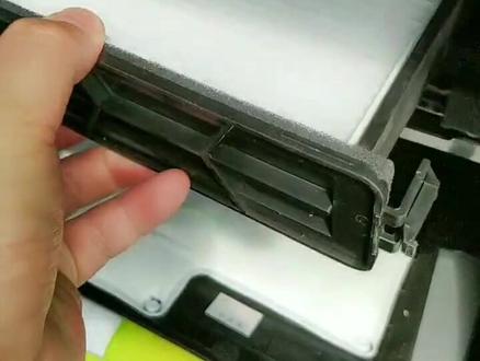 汽车空调滤芯更换就这么简单,#哈弗m6plus #汽车知识