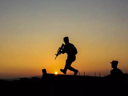 #参军 #军旅 #迷彩 #应征入伍 #保家卫国 #参军体检 #征兵 #征兵季 #青春有很多样子 #大学生参军 #征兵体检 #军旅青春 #当兵体检 应征入伍青年体检标准第六期-眼科02