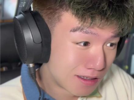最阴森华语R&B?演唱审美领先版本二十年?被封面耽误的神作? 音乐制作人专业歌曲解析乐评Reaction王思思《爱我不要丢下我》@常石磊 #爱我不要丢下我 #抖音音乐客厅 #谁懂这首爱我不要丢下我 #人外 #阴湿感
