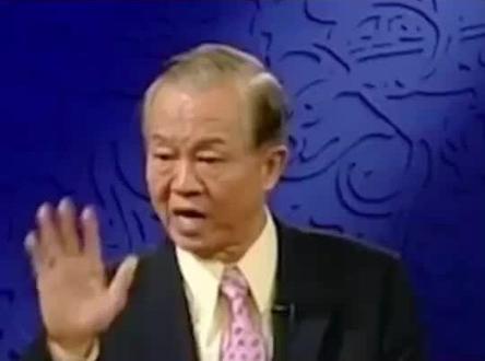 听曾翁讲:修身立德;慎思之 笃行之 修身立德之根本 #国学智慧 #涨知识 #创作灵感 #我要上热门 #抖音小助手