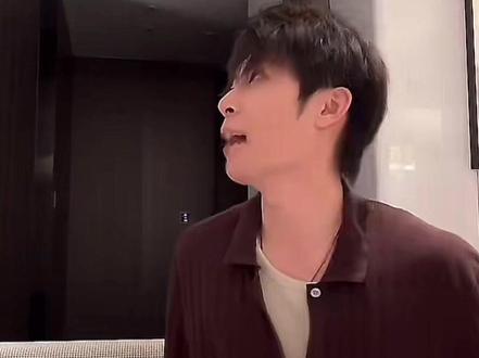 lzx你的“红稿”来啦@小新 @NNora #恩新 #怦然心动20岁