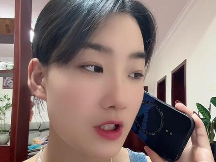 显白首选绿色镯子!#一人分饰多角 #东陵玉