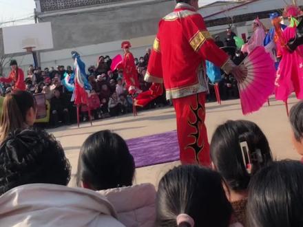 #民俗文化传播 ##踩高跷 这么近那么美!周末来河北