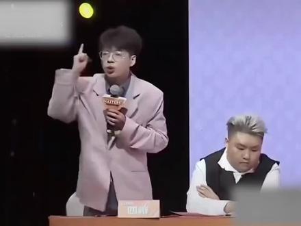 #辩论赛 云南守了半辈子的大门从里面踹开了。