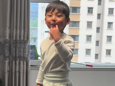 养男孩别打别骂!5 个简单方法,娃越养越优秀! #亲子育儿 #养男孩 #家庭教育 #宝妈必看 #养育孩子