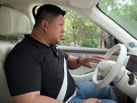 听说魏牌的智能化技术已做到优等生位置了?不行,得亲手试试测魏牌蓝山智驾版,看看有多智能!#百人评测蓝山智驾版 #魏建军回应传统短板 #国产车骄傲